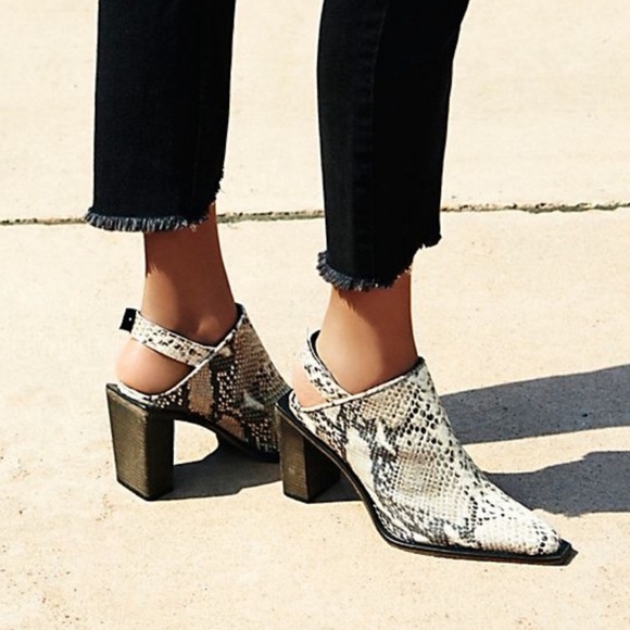 FREE PEOPLE Silver Storm Mules - Picture 1 of 12